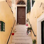 Casa Di Roza